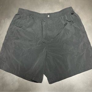 GAP 6” Utility Black Shorts